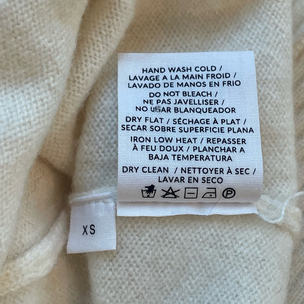 NAADAM Cashmere Buttoned V-Neck Sweater, Cream, XS - Picture 11 of 16